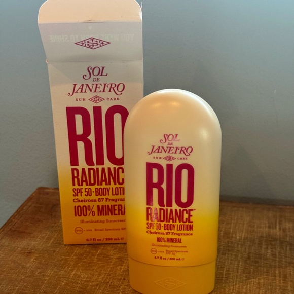 Sol de Janeiro Other - Sol De Janeiro Rio Radiance SPF 50 Body Lotion
